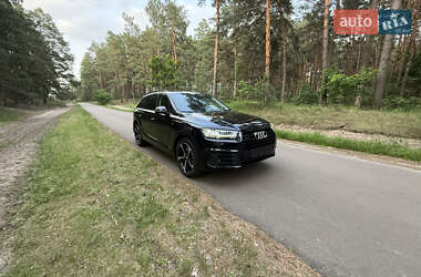 Внедорожник / Кроссовер Audi Q7 2019 в 