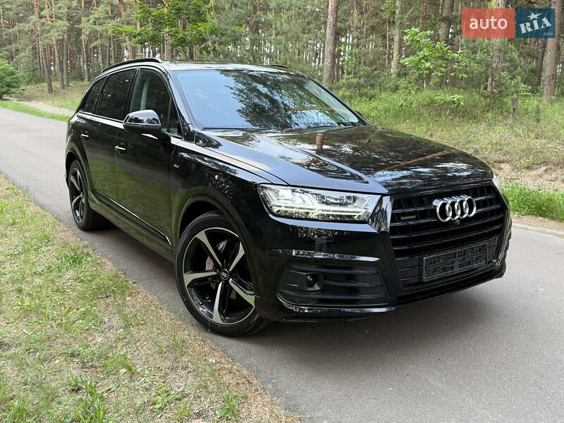 Внедорожник / Кроссовер Audi Q7 2019 в Киеве