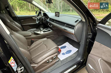 Внедорожник / Кроссовер Audi Q7 2019 в 