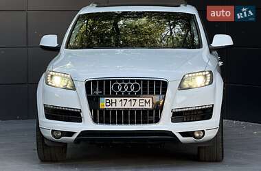 Внедорожник / Кроссовер Audi Q7 2012 в 