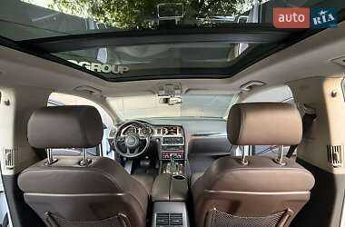 Внедорожник / Кроссовер Audi Q7 2012 в 