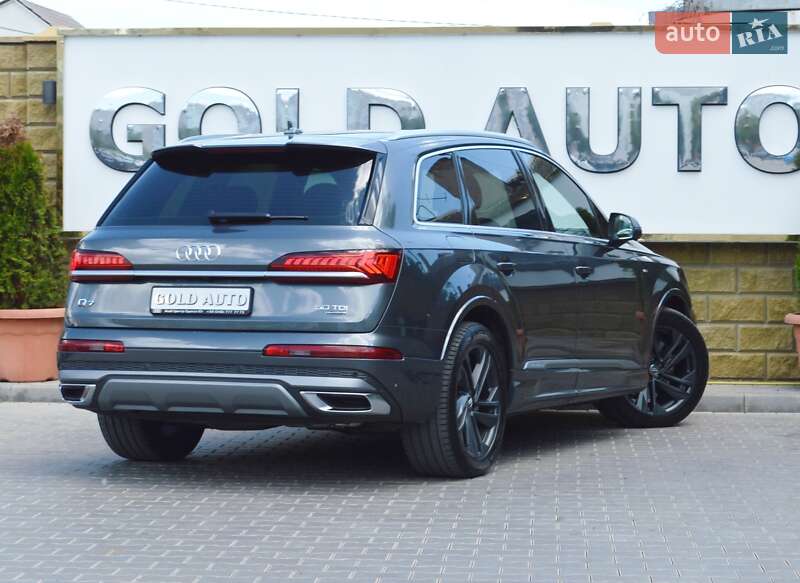 Позашляховик / Кросовер Audi Q7 2020 в Одесі