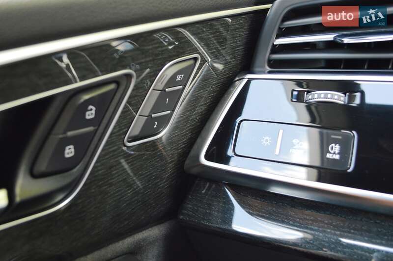 Позашляховик / Кросовер Audi Q7 2020 в Одесі