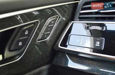 Позашляховик / Кросовер Audi Q7 2020 в 