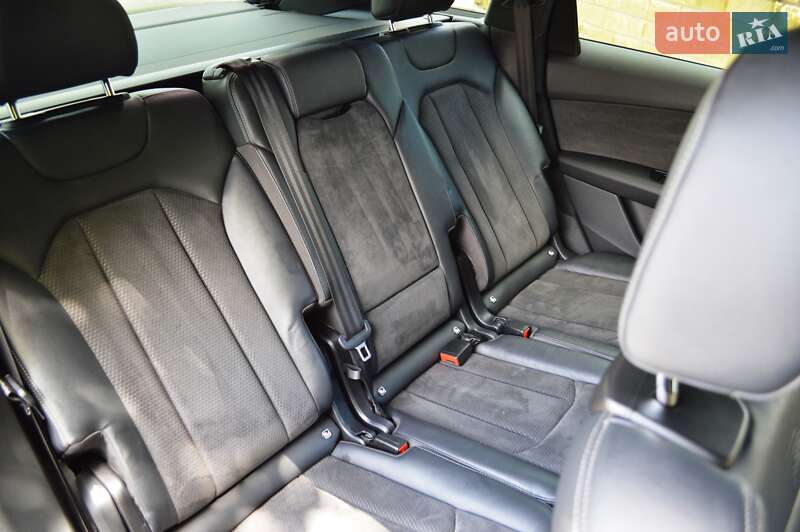 Позашляховик / Кросовер Audi Q7 2020 в Одесі