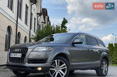 Внедорожник / Кроссовер Audi Q7 2012 в 