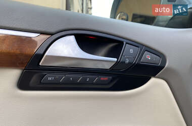 Внедорожник / Кроссовер Audi Q7 2012 в 