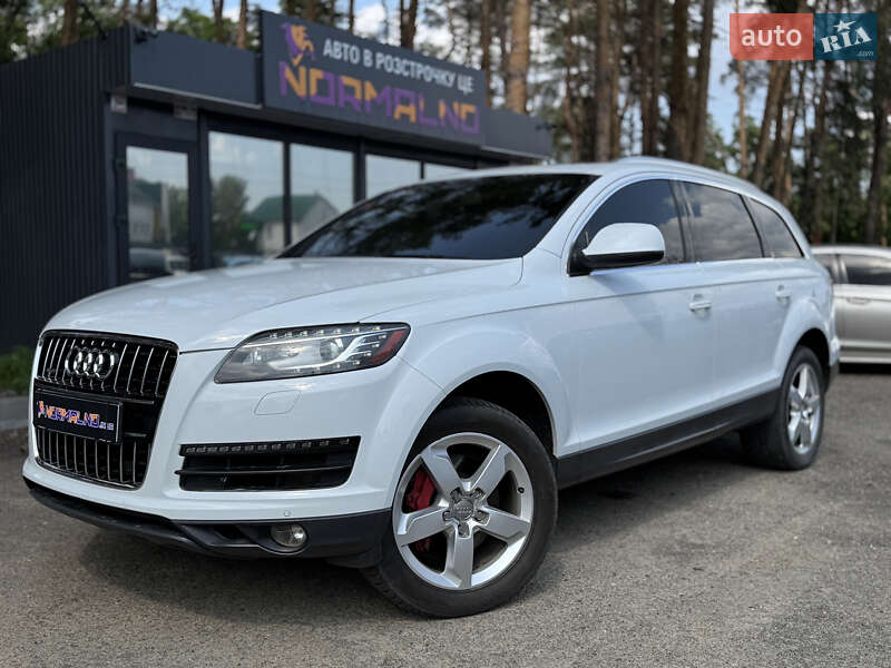 Внедорожник / Кроссовер Audi Q7 2012 в 