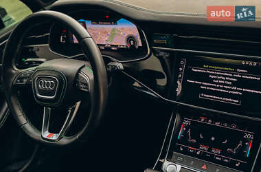Внедорожник / Кроссовер Audi Q7 2020 в 