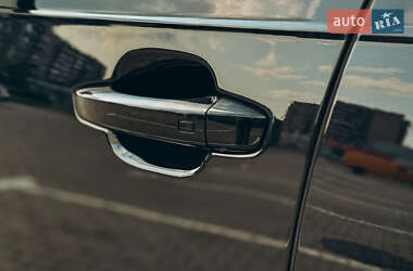 Внедорожник / Кроссовер Audi Q7 2020 в 