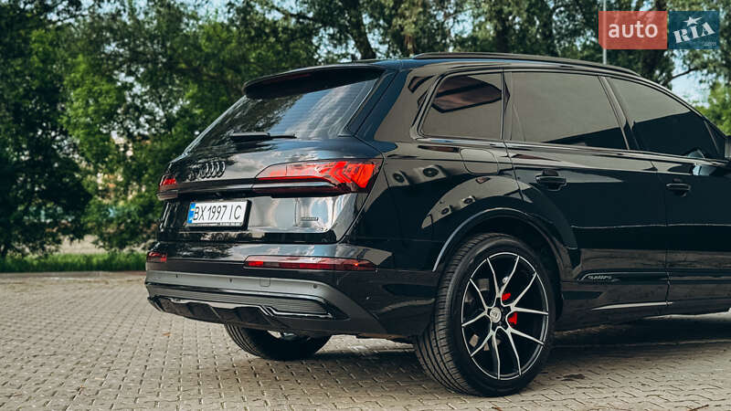 Внедорожник / Кроссовер Audi Q7 2020 в Хмельницком