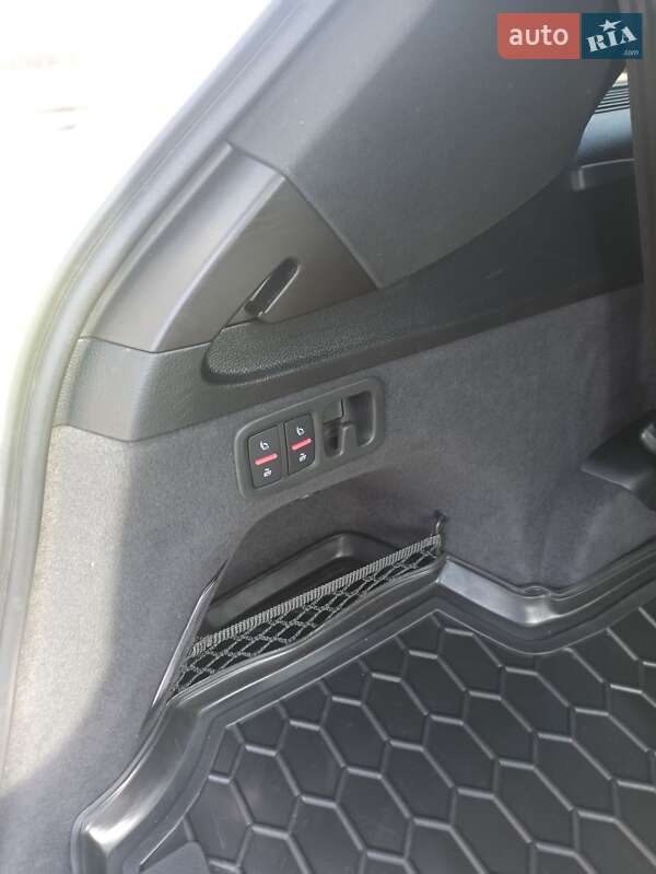 Внедорожник / Кроссовер Audi Q7 2019 в Львове