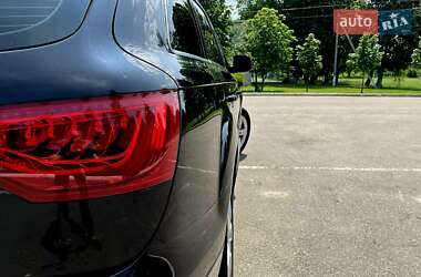 Внедорожник / Кроссовер Audi Q7 2011 в 