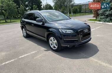 Внедорожник / Кроссовер Audi Q7 2011 в 