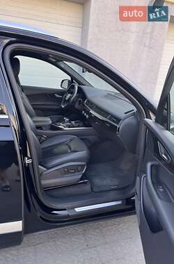 Внедорожник / Кроссовер Audi Q7 2017 в Ивано-Франковске
