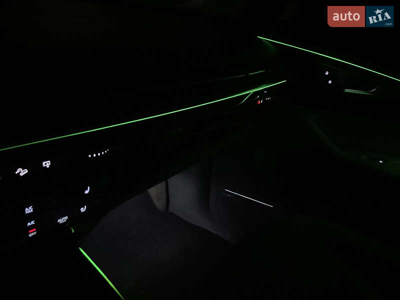 Позашляховик / Кросовер Audi Q7 2016 в Дрогобичі