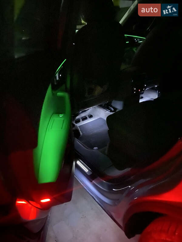 Позашляховик / Кросовер Audi Q7 2016 в Дрогобичі