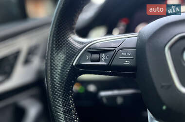 Внедорожник / Кроссовер Audi Q7 2016 в 
