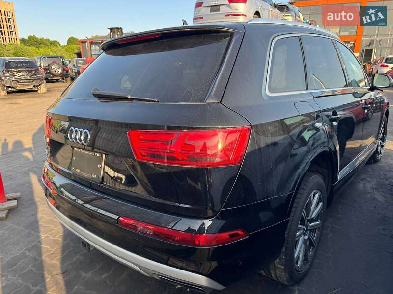 Внедорожник / Кроссовер Audi Q7 2018 в Львове