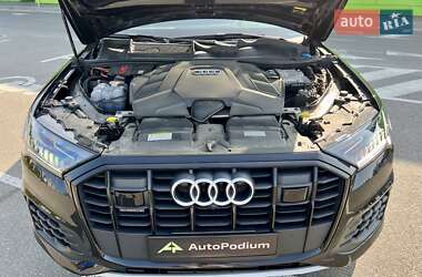 Внедорожник / Кроссовер Audi Q7 2020 в 
