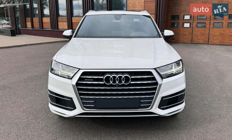 Внедорожник / Кроссовер Audi Q7 2018 в Одессе