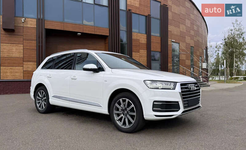 Внедорожник / Кроссовер Audi Q7 2018 в Одессе