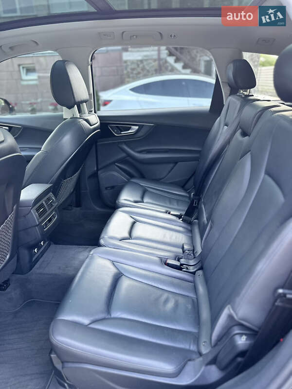 Внедорожник / Кроссовер Audi Q7 2018 в Львове