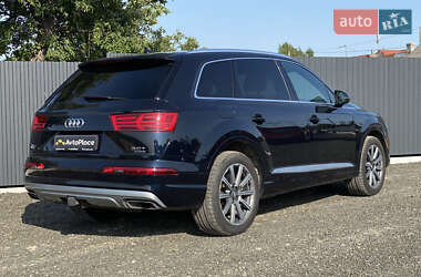 Внедорожник / Кроссовер Audi Q7 2017 в 
