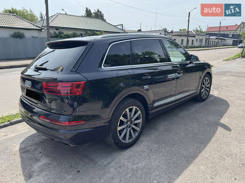 Внедорожник / Кроссовер Audi Q7 2017 в Львове