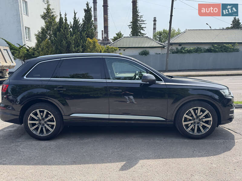 Внедорожник / Кроссовер Audi Q7 2017 в Львове