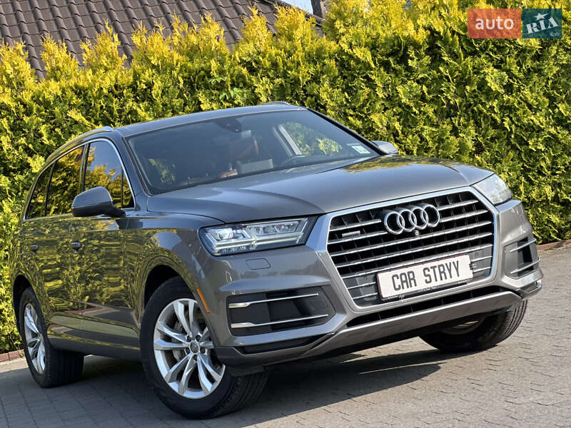 Внедорожник / Кроссовер Audi Q7 2017 в Стрые