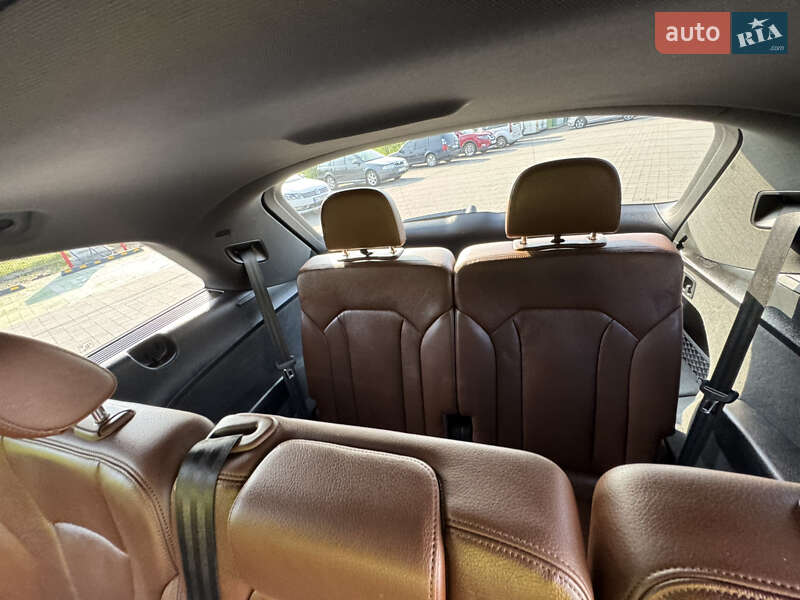 Внедорожник / Кроссовер Audi Q7 2017 в Стрые