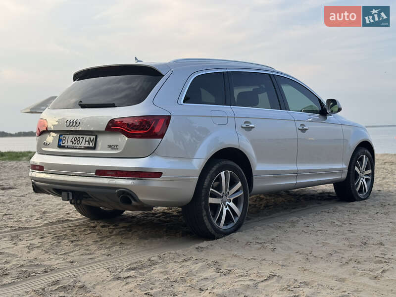 Позашляховик / Кросовер Audi Q7 2013 в Черкасах фото 10 Позашляховик / Кросовер Audi Q7 2013 в Черкасах