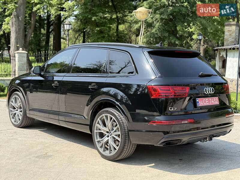 Внедорожник / Кроссовер Audi Q7 2018 в Жовкве
