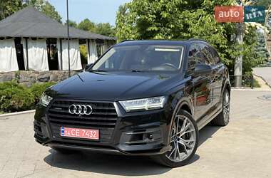 Внедорожник / Кроссовер Audi Q7 2018 в 
