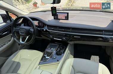 Внедорожник / Кроссовер Audi Q7 2018 в 