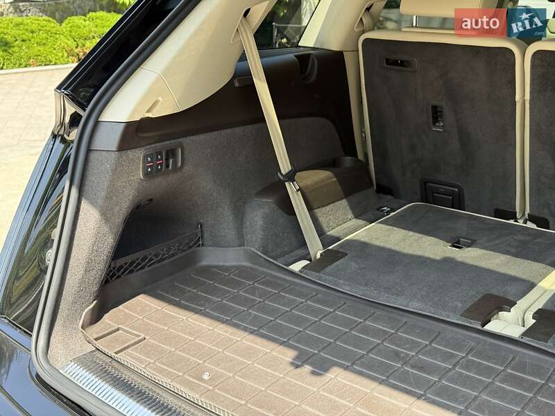 Внедорожник / Кроссовер Audi Q7 2018 в Жовкве