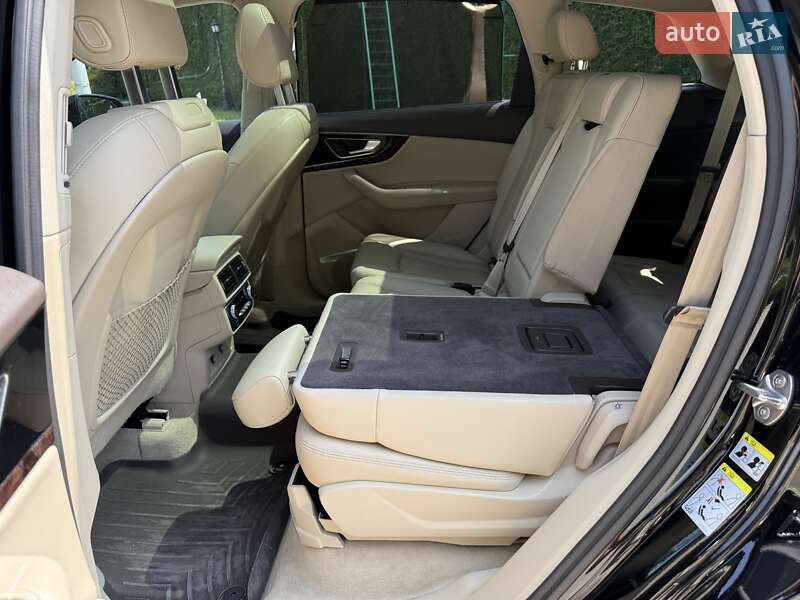 Внедорожник / Кроссовер Audi Q7 2018 в Жовкве