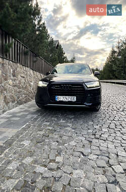 Внедорожник / Кроссовер Audi Q7 2016 в 