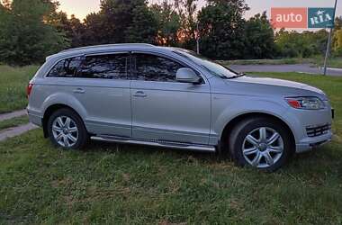 Внедорожник / Кроссовер Audi Q7 2008 в 