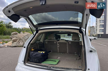 Внедорожник / Кроссовер Audi Q7 2013 в 