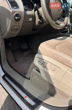Внедорожник / Кроссовер Audi Q7 2013 в 