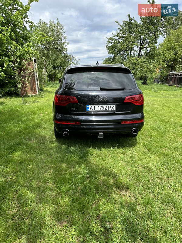Внедорожник / Кроссовер Audi Q7 2013 в Киеве