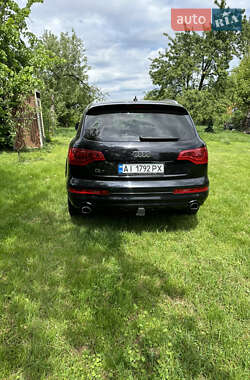 Внедорожник / Кроссовер Audi Q7 2013 в 