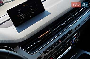 Внедорожник / Кроссовер Audi Q7 2019 в 