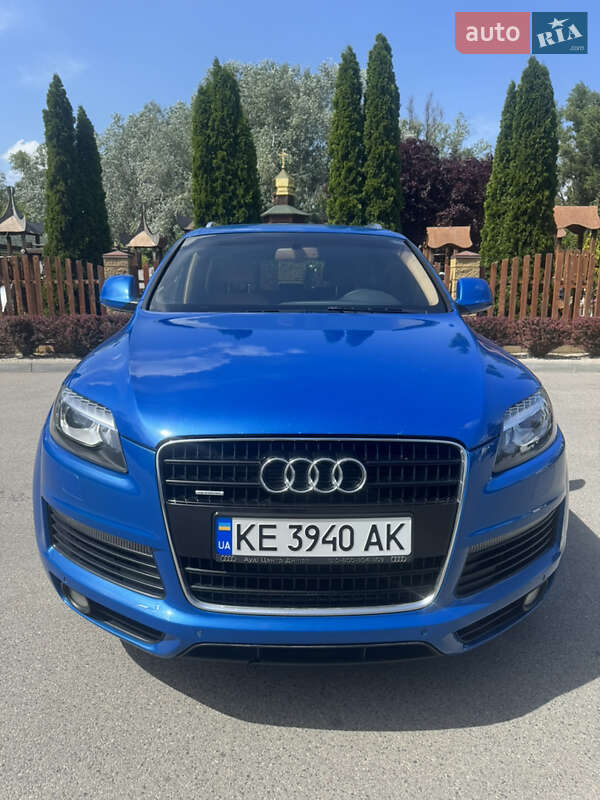 Внедорожник / Кроссовер Audi Q7 2008 в 