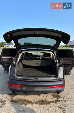 Внедорожник / Кроссовер Audi Q7 2006 в 