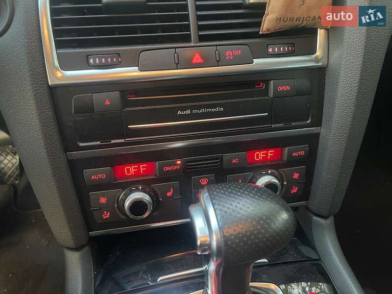 Позашляховик / Кросовер Audi Q7 2012 в Одесі