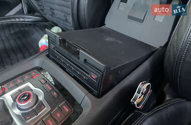 Позашляховик / Кросовер Audi Q7 2012 в 