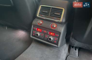 Позашляховик / Кросовер Audi Q7 2012 в 